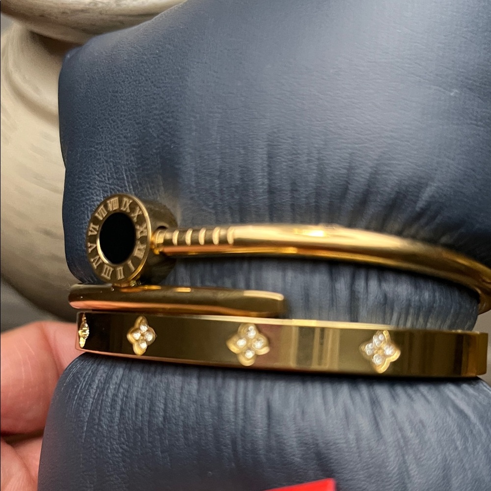 Source Unknown Gold Bracelets With Diamond Accents - image 3